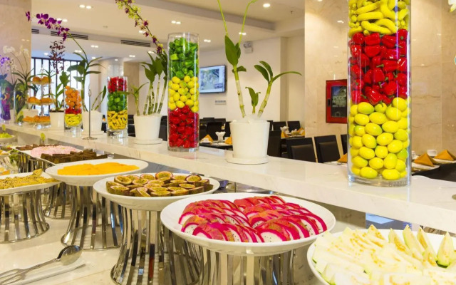 Dendro Gold Apartment