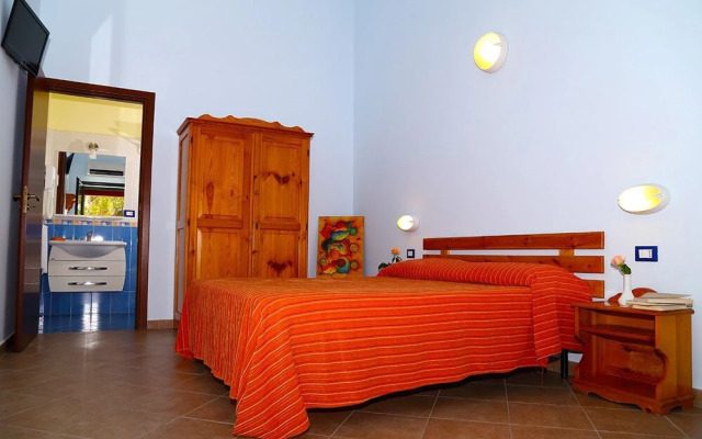 Eraclea Minoa Village