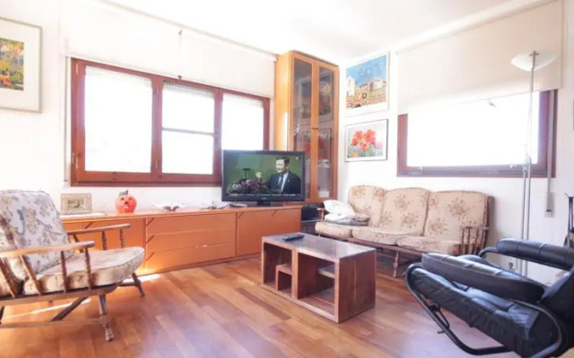 Country house Godall