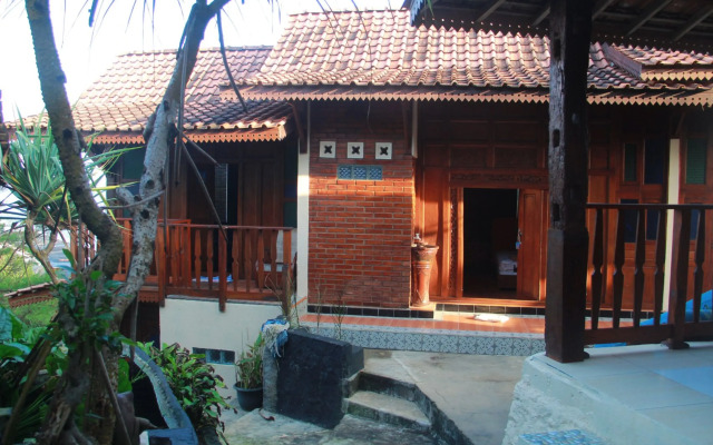 Penginapan BoB Home