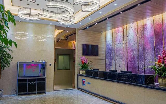 Pai Hotel Nanjing Maigaoqiao Metro Station
