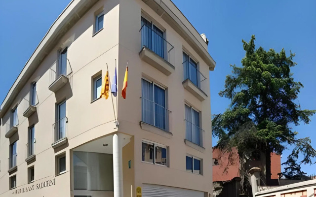 Hostal Sant Sadurní
