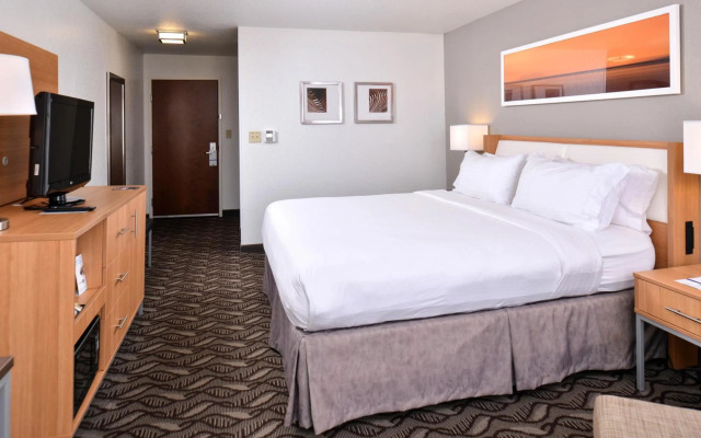 Holiday Inn Express & Suites Lonoke by IHG