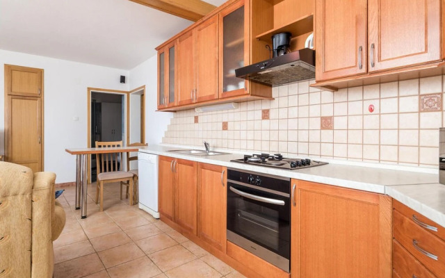 Stunning Home in Sv Juraj With Wifi and 2 Bedrooms