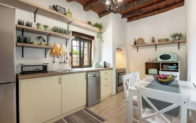 Joel Living Collection - Rustic Villa