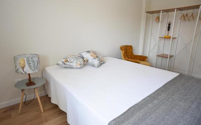 Nia Azorean Apartments