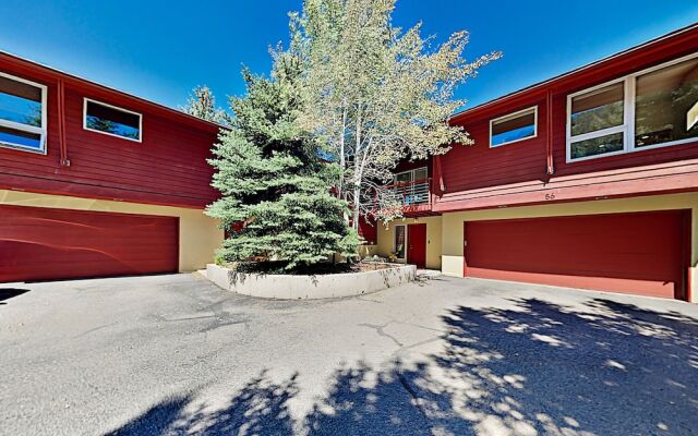56pcbbto 3 Bedroom Duplex