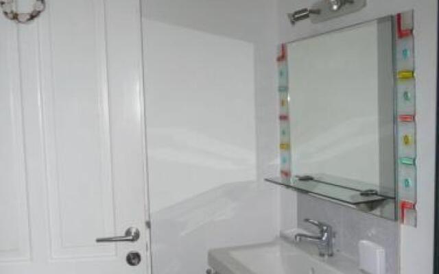 Holiday Home 2 Bedrooms 1 Bathroom - Paros