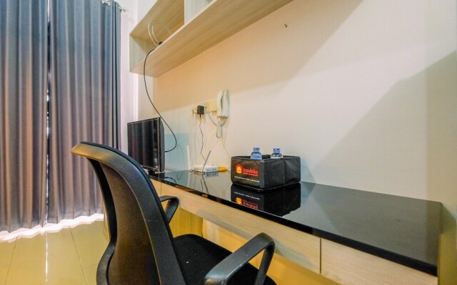 Comfortable and Cozy Living Studio Room at Dave Apartment