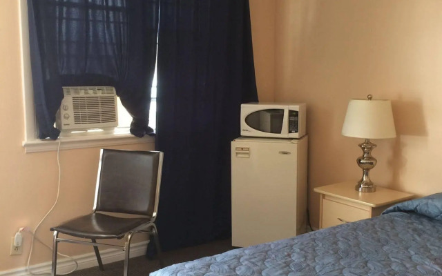 Travellers Motel