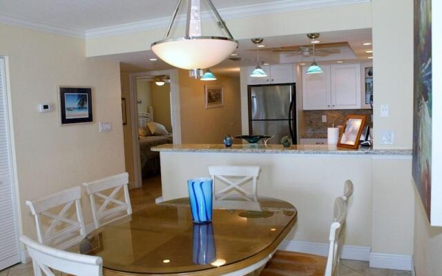 Sand Castle I-801 Apartment