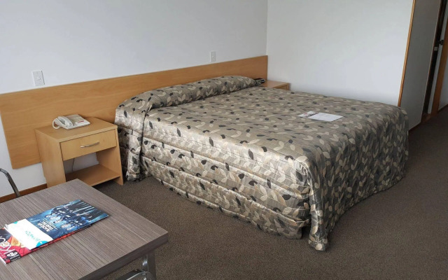 Auckland Rose Park Hotel