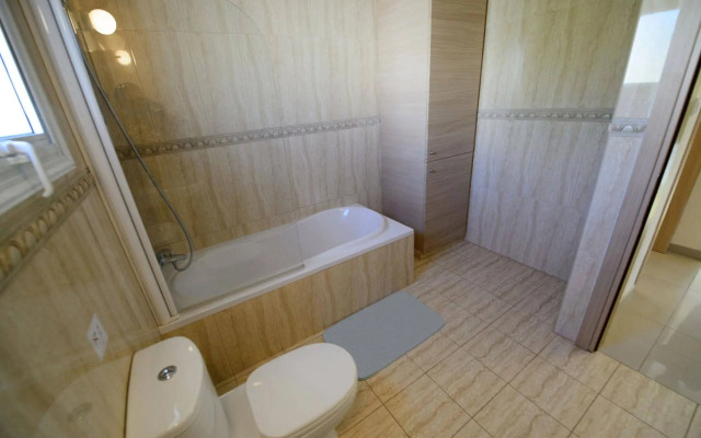 Hara Nissi Beach Villas