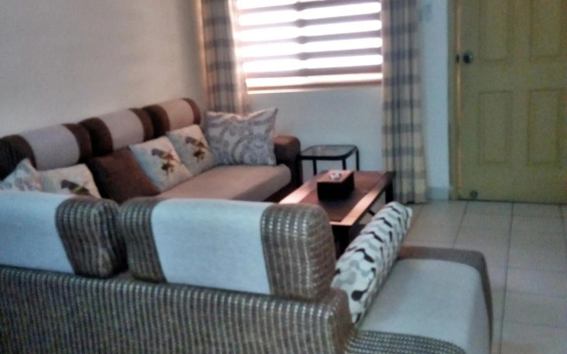 Regimanuel Apartments - Kwabenya