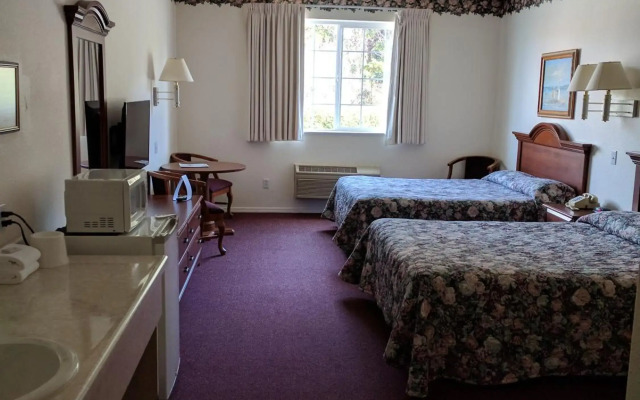 Lighthouse Inn