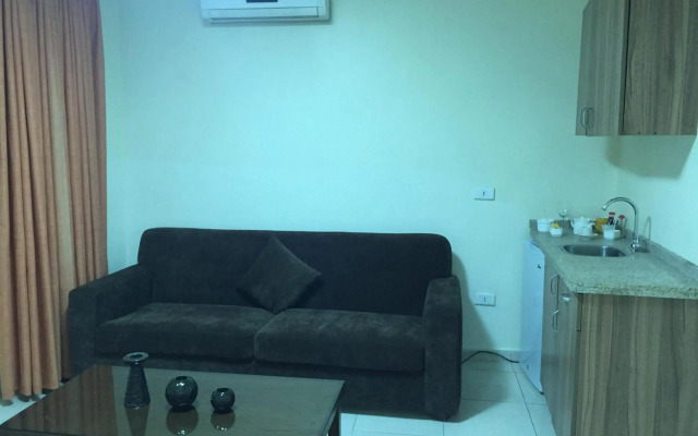 Zaina Plaza Hotel