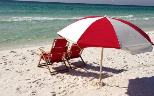 Mainsail Condominiums