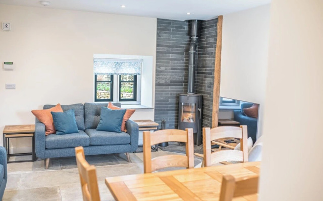 No 2 The Coach House