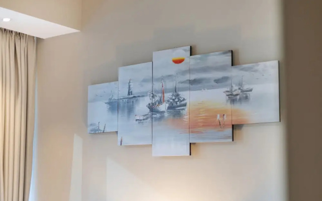 Stylish Marina-Front 2BR | Dubai Marina | Near Top Attractions