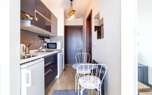 Central Flat With Amazing City View in Atasehir