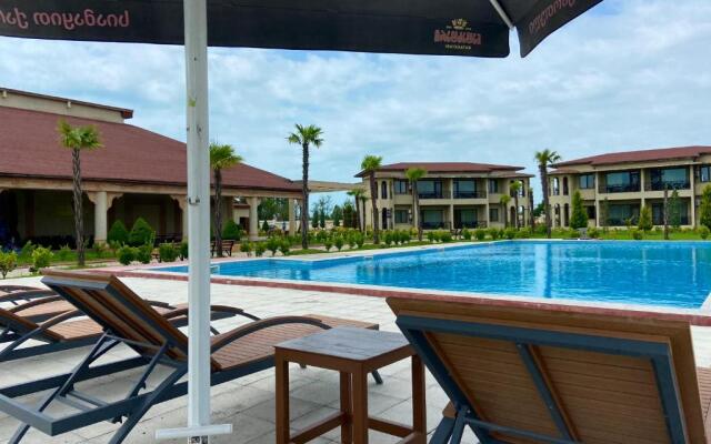 Pratap's Signature Hotel-Resort&Spa