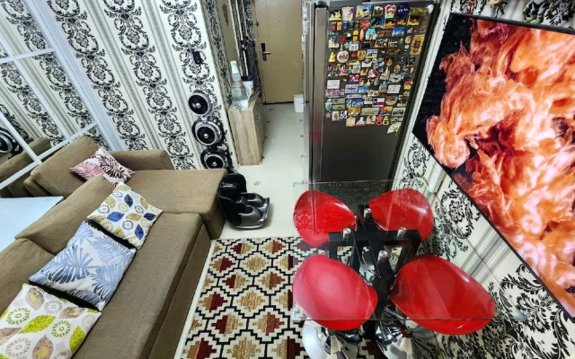 High-Tech Studio at Grass Residences -2 persons only, Quezon City
