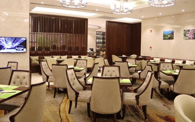 Jinqian Jiahua International Hotel