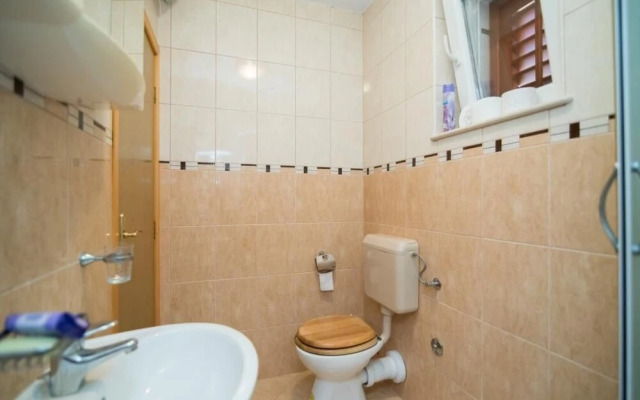 Apartments Longo