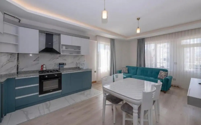 Citrus Luna Suite
