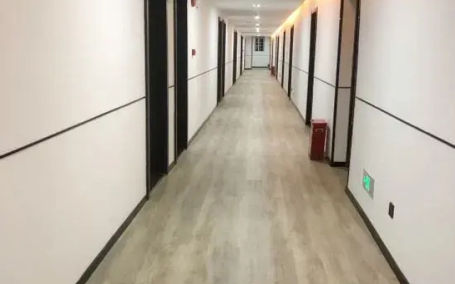 CJIA Apartment Hotel (Shanghai Zhongtan Road Subway Station)
