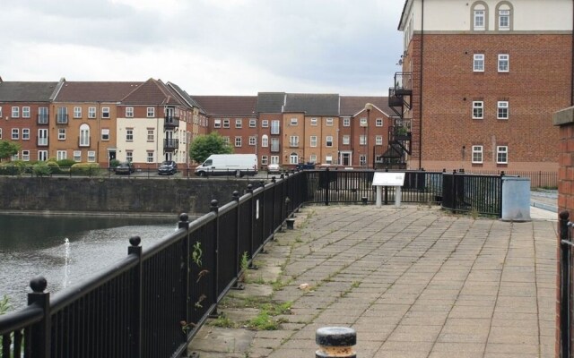 Hartley Bridge Apartment