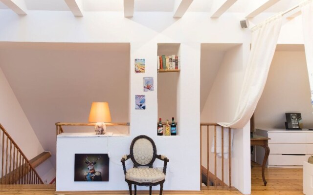 Cosy Gallery