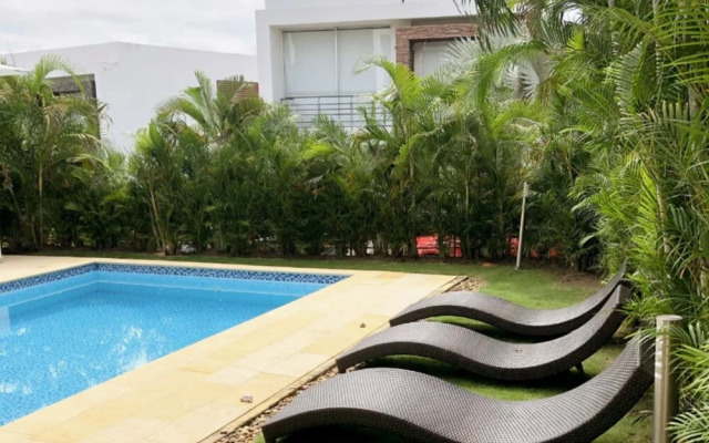 Casa Quinta con Piscina en el Peñón