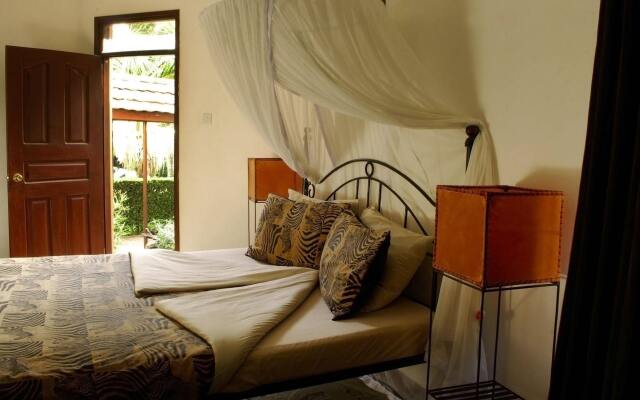 Ahadi Lodge