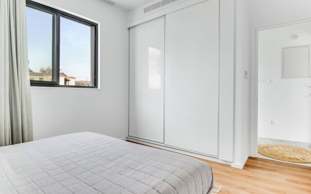 Sanders Olive - Cozy 1-bdr Apt With Shared Pool