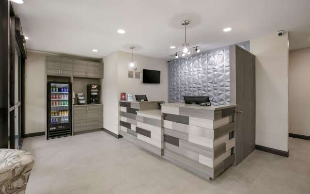 Best Western Plus Executive Residency Bronx