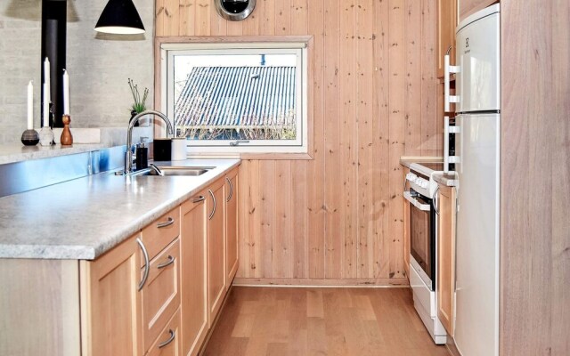6 Person Holiday Home in Hemmet