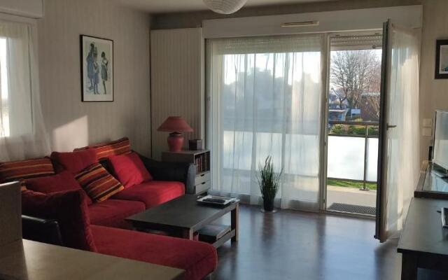 Apartment With Wi Fi Near Ti Hanok Cinema