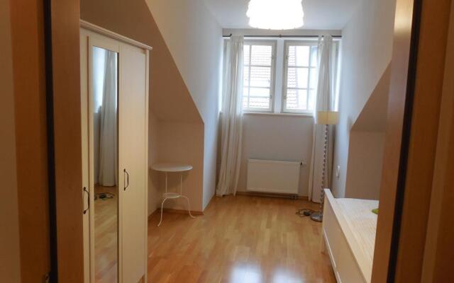 Bredovský dvůr Apartment