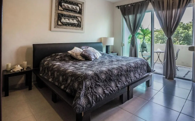 Luxury Penthouse with 2 BR - Meridian