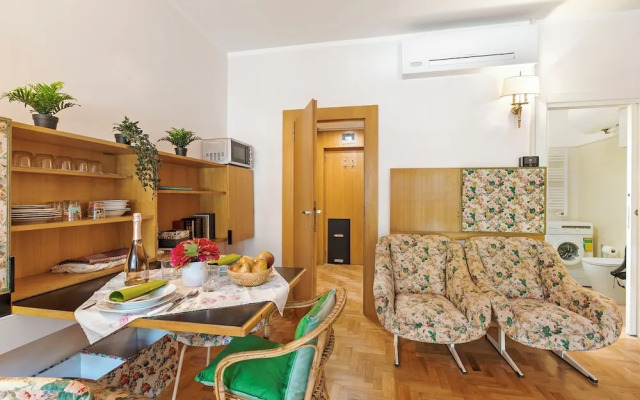 Sonia Home With Shared Pool
