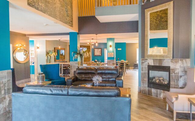 River Hills Hotel