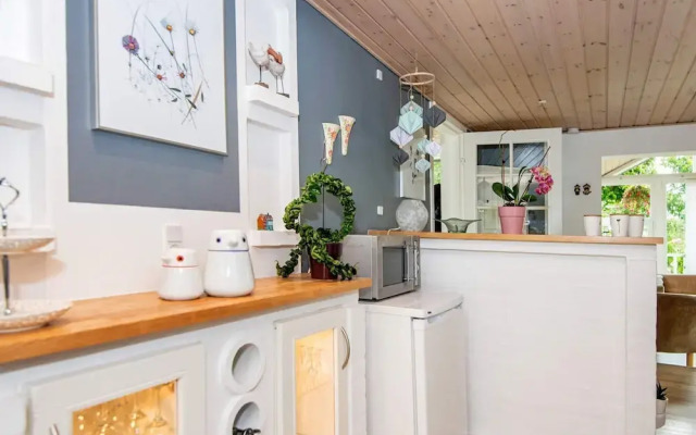 6 Person Holiday Home in Glesborg