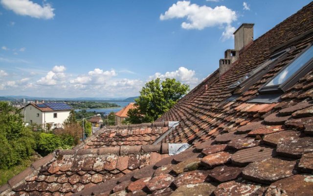 Les Vieux Toits Hotel Neuchatel