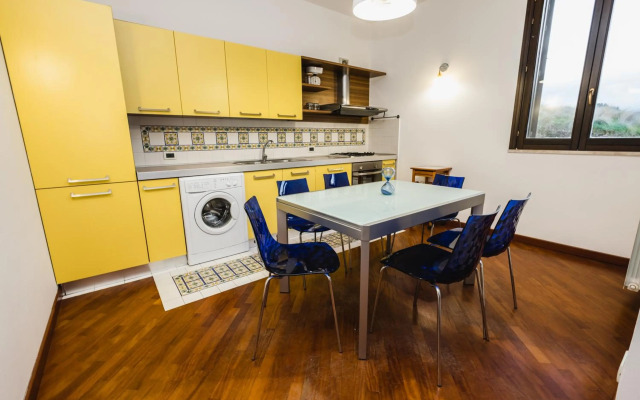 LuminHouse Apartments Mondello