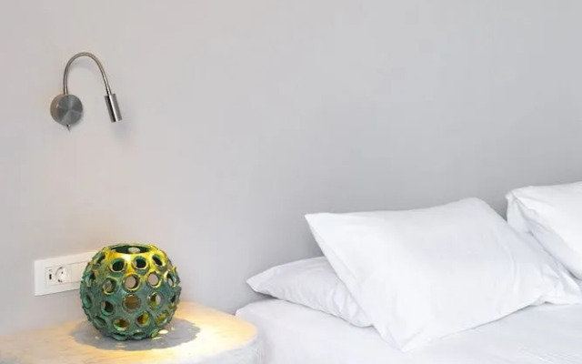 Demilmar Luxury Suites