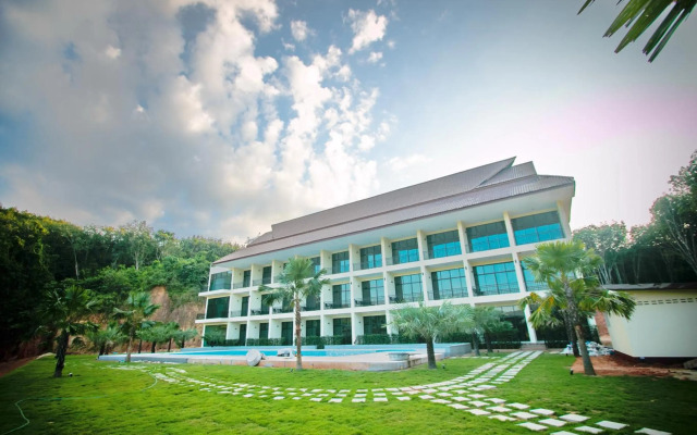 Takhun Mountain View Hotel