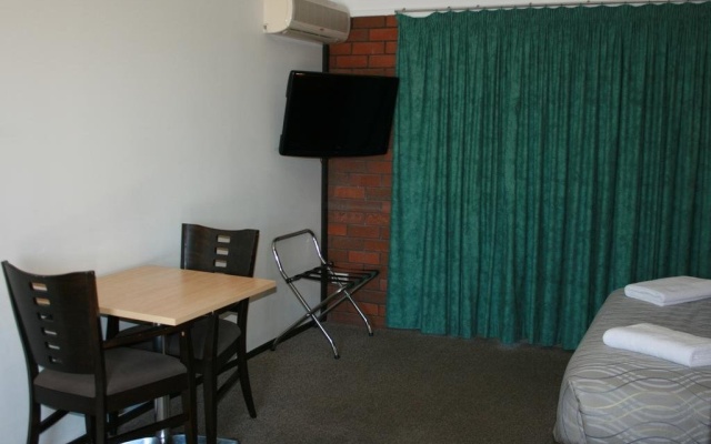 Plains Motor Inn – Guest Rooms – Gunnedah