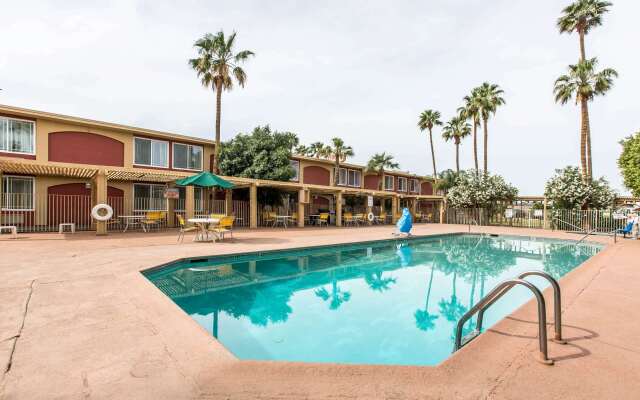 Ocotillo Inn