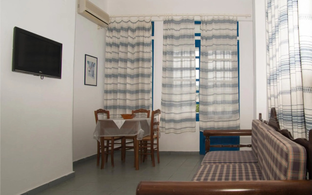 Erato Apartments